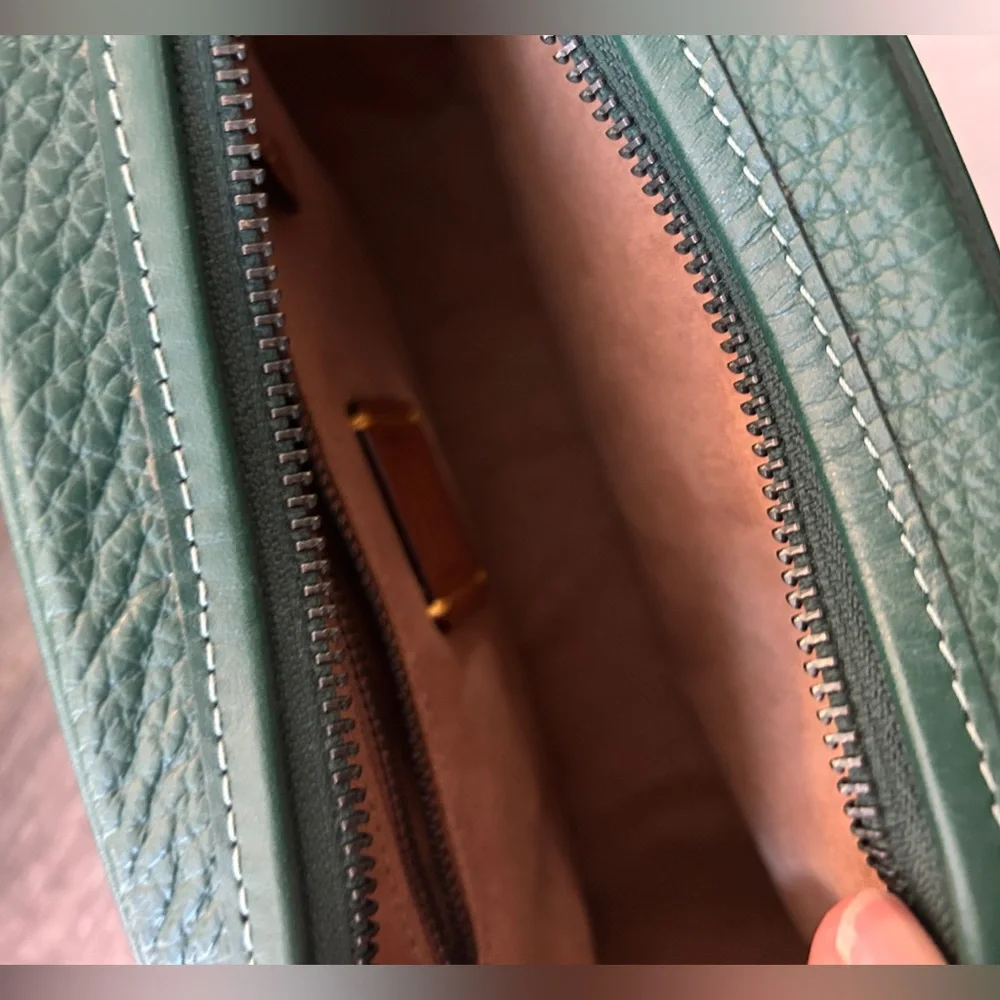 COACH Green Camera Leather Bag - Picture 7 of 8